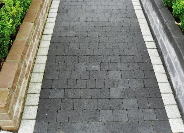 Lismore setts Charcoal